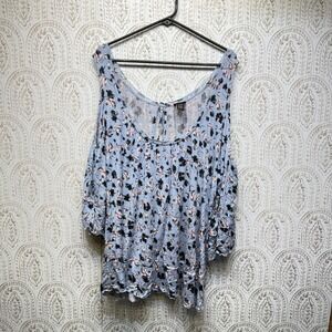 Torrid Floral Cold Shoulder Top Womens 4 Blue Short Sleeve Keyhole Lettuce Hem